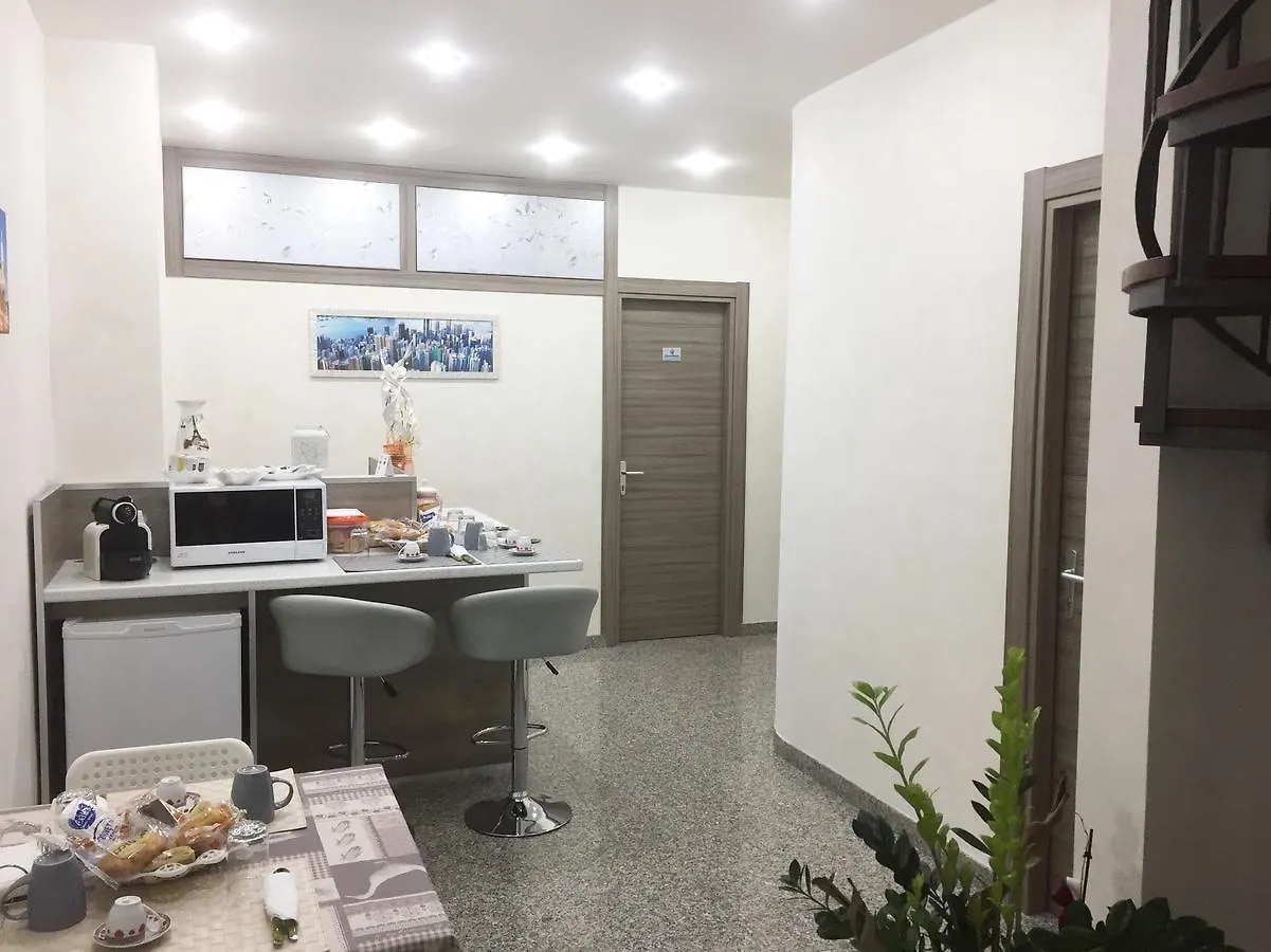 Bed and Breakfast Charm Airport à Reggio de Calabre 2*,